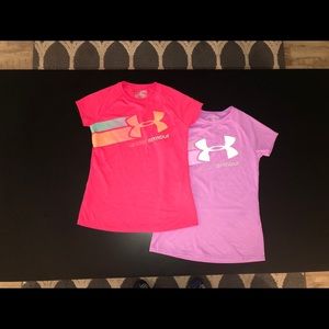 2 under armour heat gear t-shirts